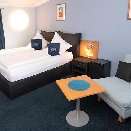 Sinzing Donau-Hotel מראה חיצוני תמונה