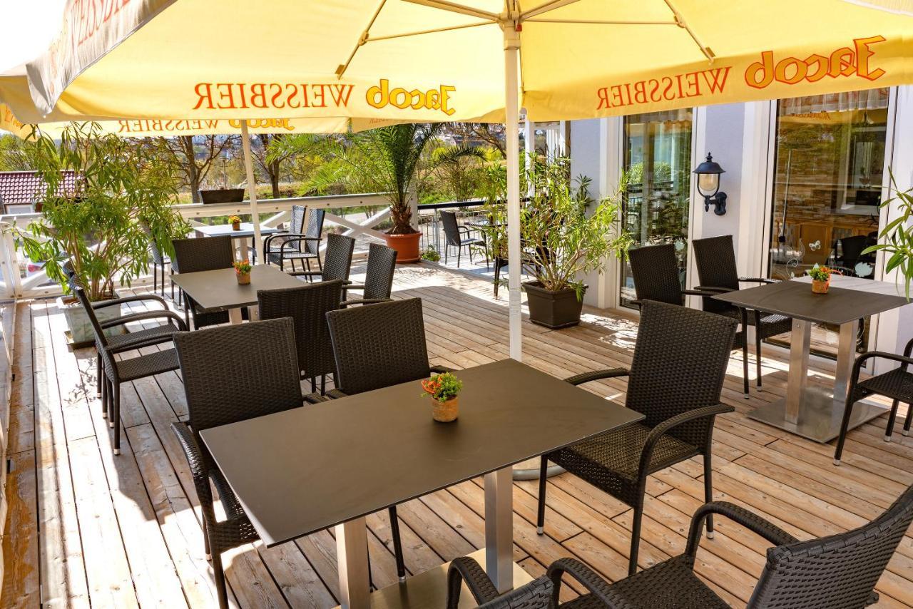 Sinzing Donau-Hotel מראה חיצוני תמונה
