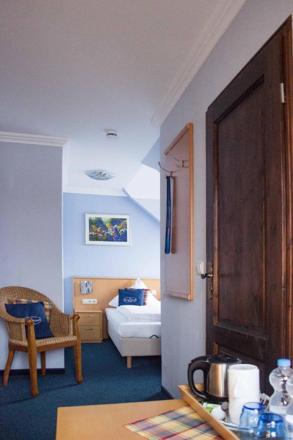 Sinzing Donau-Hotel מראה חיצוני תמונה