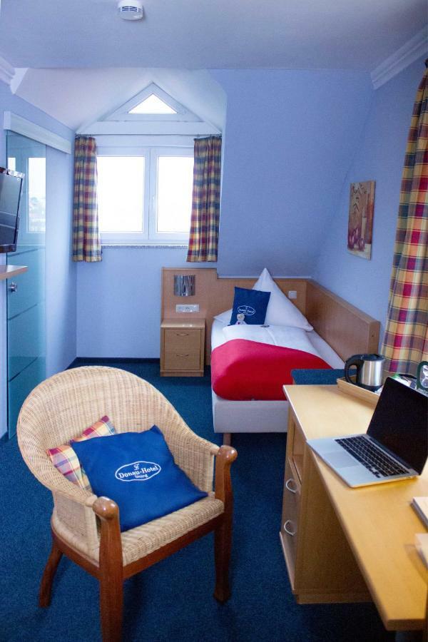 Sinzing Donau-Hotel מראה חיצוני תמונה